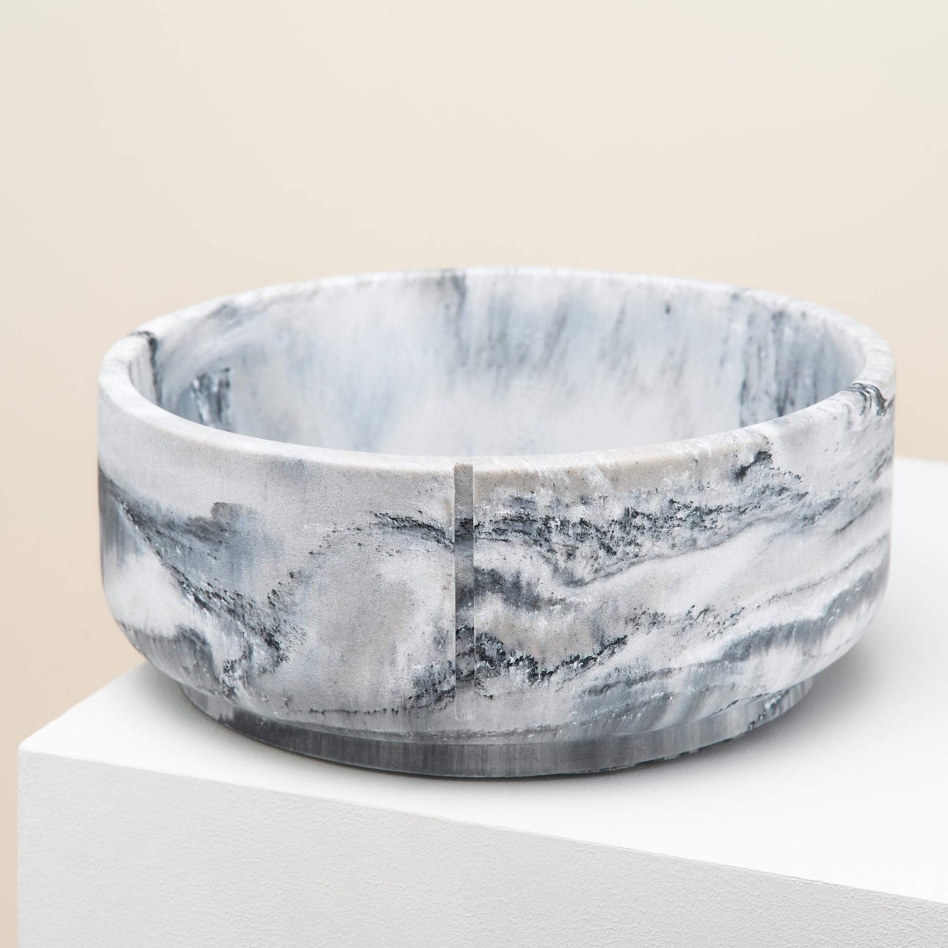 large classic feeder Dolphin Grey marble for dogs